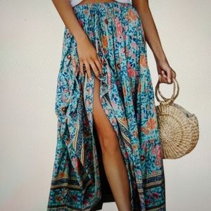 V. Vivimos Boho skirt